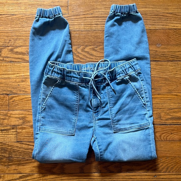 AMERICAN EAGLE - jean joggers, size 4, in perfect condition - Picture 2 of 9